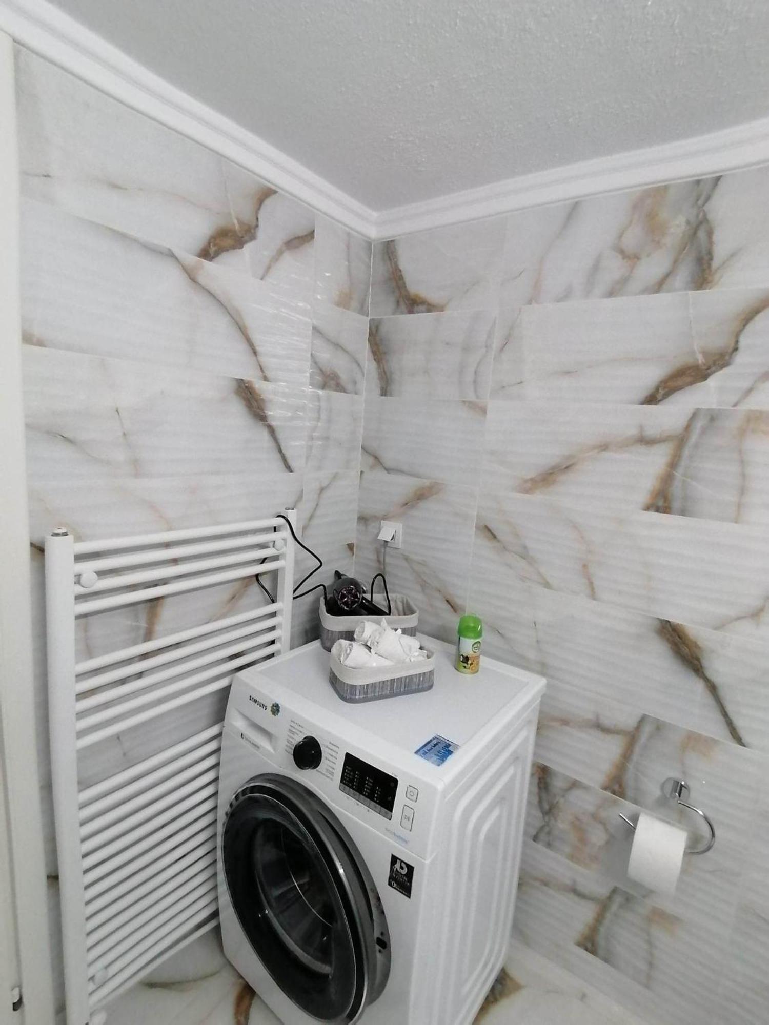 Dz Apartment Axd アレクサンドルポリス エクステリア 写真