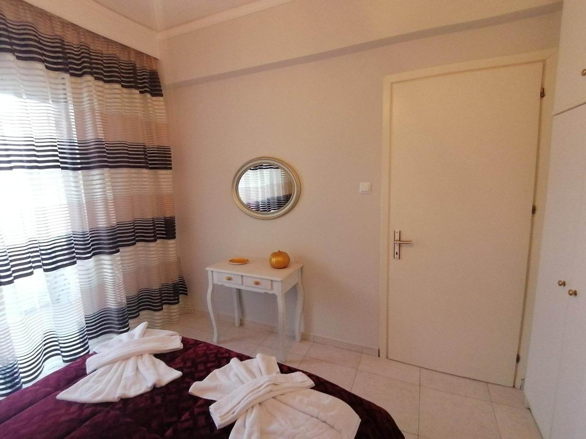 Dz Apartment Axd アレクサンドルポリス エクステリア 写真